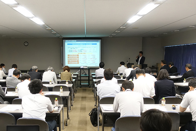 宿泊業の規制緩和の動向～平成30年6月施行の改正旅館業法、民泊新法をはじめとして～