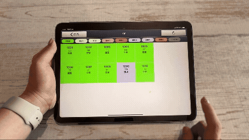 ルームステータスはタブレットで簡単に更新